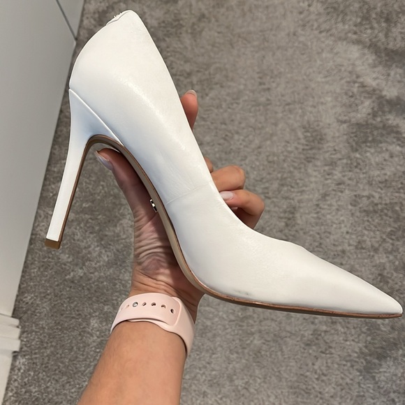 Sam Edelman Hazel Pump. Bright White Leather. Tried On. - Picture 3 of 11